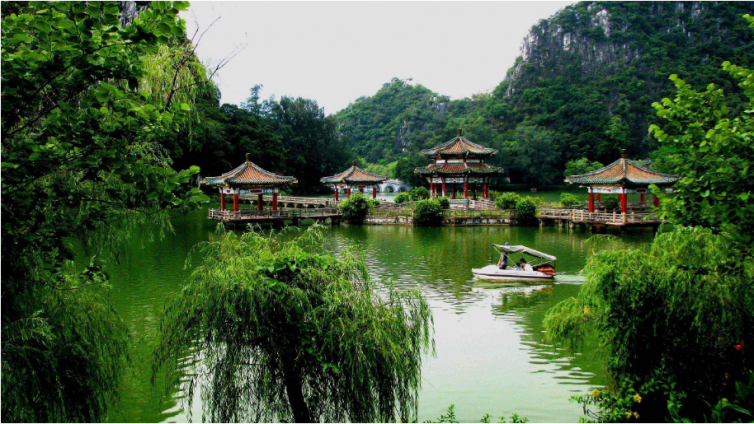 顺德生态乐园位于珠江三角洲腹地的省级旅游度假区顺德市均安镇